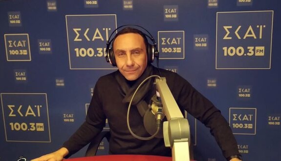 (14-15) Η ώρα των magazino, με ΣΚΑΪ 100.3 και Real 97.8 στο Top 5