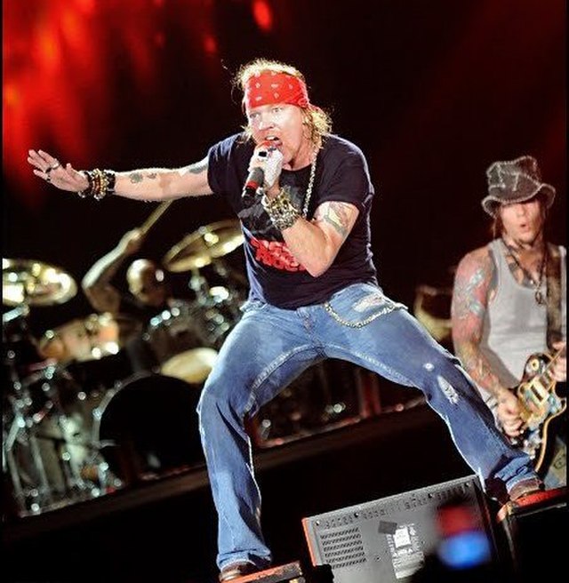 Ο Axl Rose αποτίνει φόρο τιμής στον εκλιπόντα τραγουδιστή των Nazareth Dan McCafferty