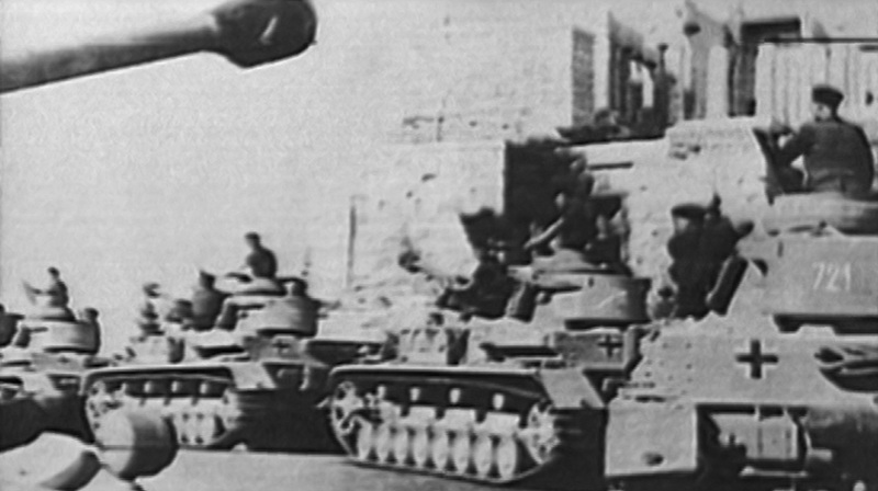 Το κατέβασμα της σβάστικας από την Ακρόπολη στο Αρχείο της ΕΡΤ