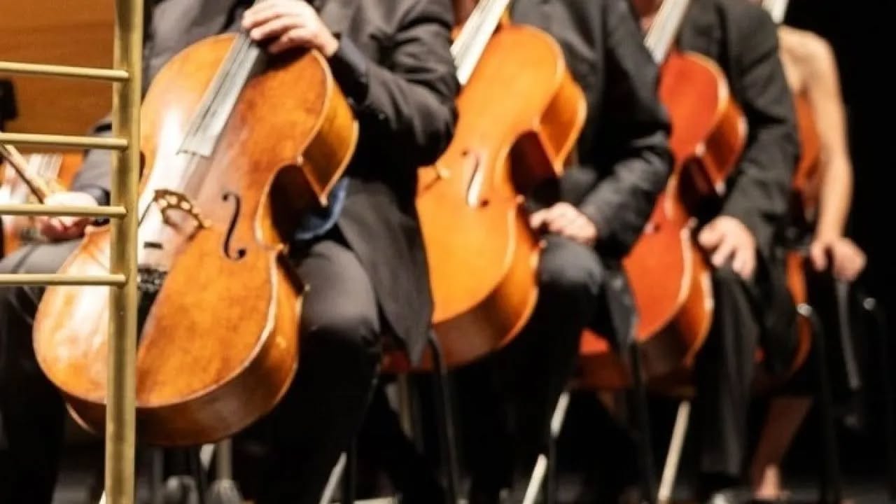 Επιστολές στην Καθημερινή για το Τρίτο Πρόγραμμα στην Πάτρα