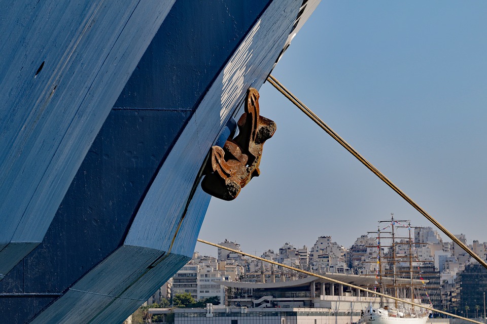 Ασε μωρέ τον «Μελωδία 99.2» και βάλε το «Κανάλι 1 90.4» του Πειραιά