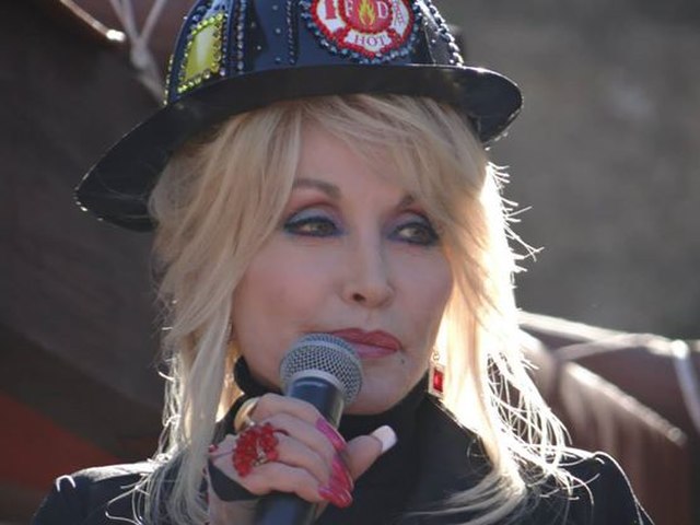 Nέες αποκαλύψεις για τον επερχόμενο δίσκο της Dolly Parton