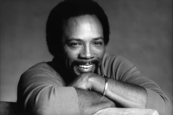 Το Kosmos 93.6 αποχαιρετά τον Quincy Jones